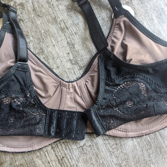 WACOAL 34C Style Standard Convertible Bra - Picture 6 of 7